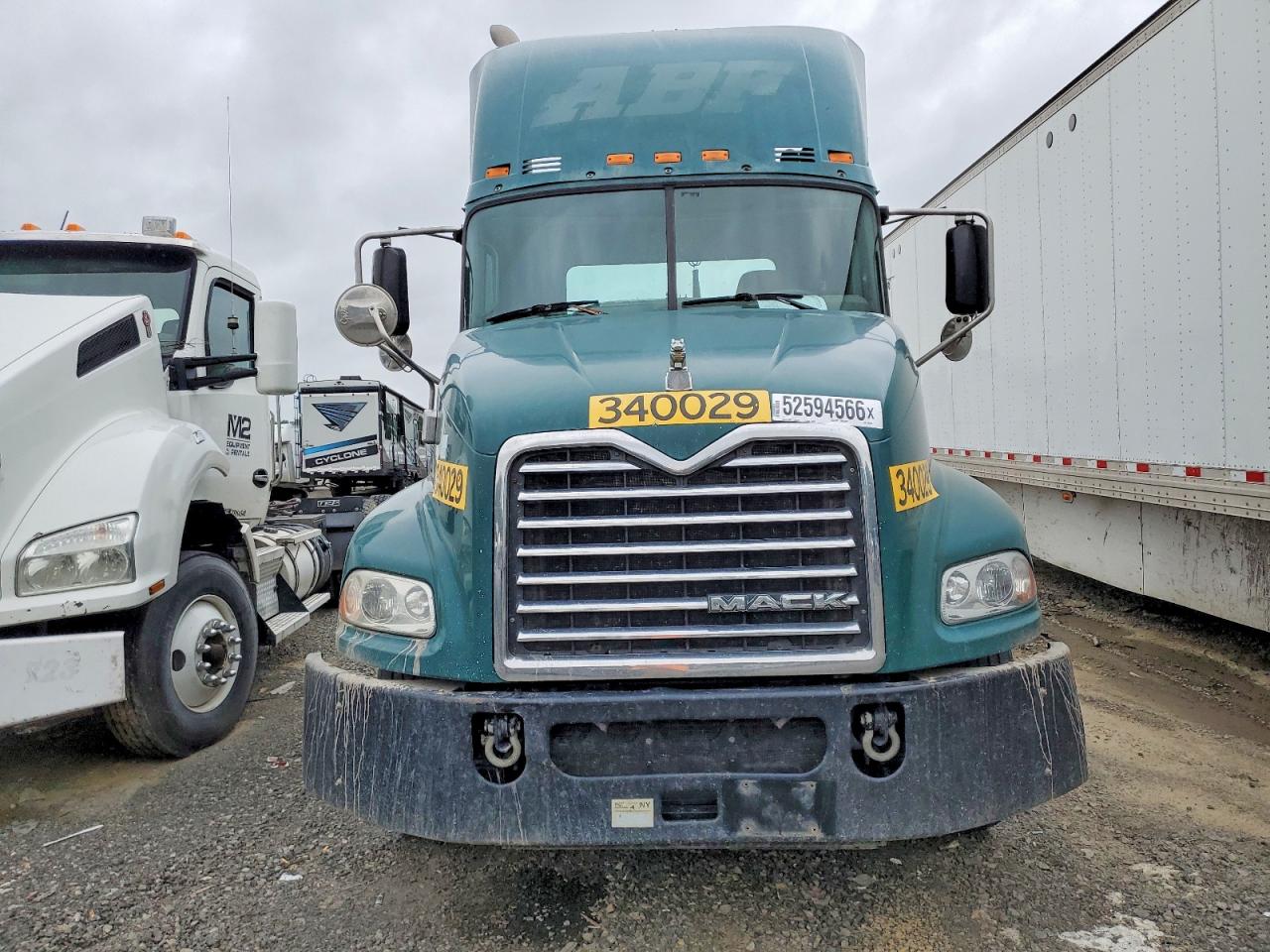 2015 MACK All models VIN 1M1AW01X8FM006953 photo 9