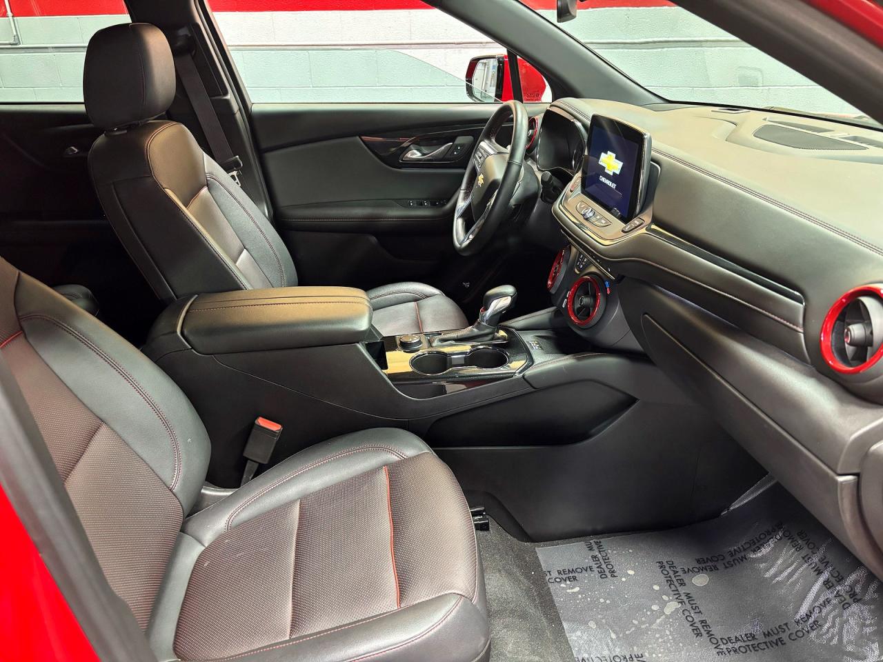 2024 Chevrolet Blazer VIN 3GNKBKRS2RS125968 photo 5