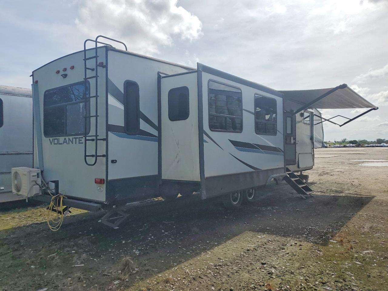 2021 KEYSTONE Trailer VIN 4YDF37021M6360714 photo 4