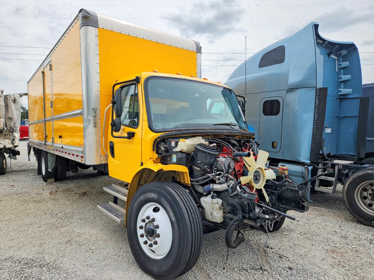 2023 FREIGHTLINER All other VIN 3ALACWFC0PDNT2256 photo 4