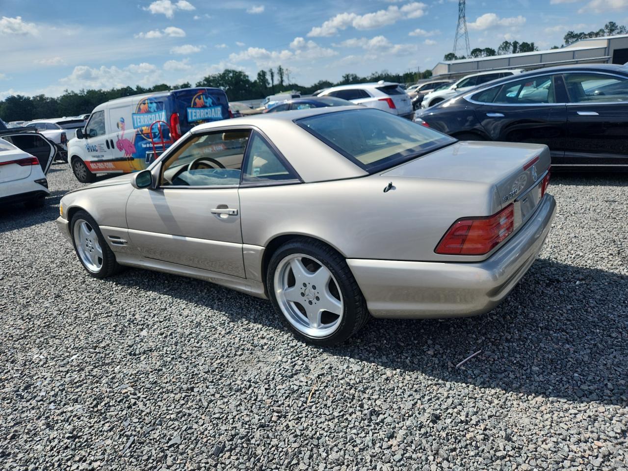 1999 MERZ Sl-class VIN WDBFA68F8XF182572 photo 2