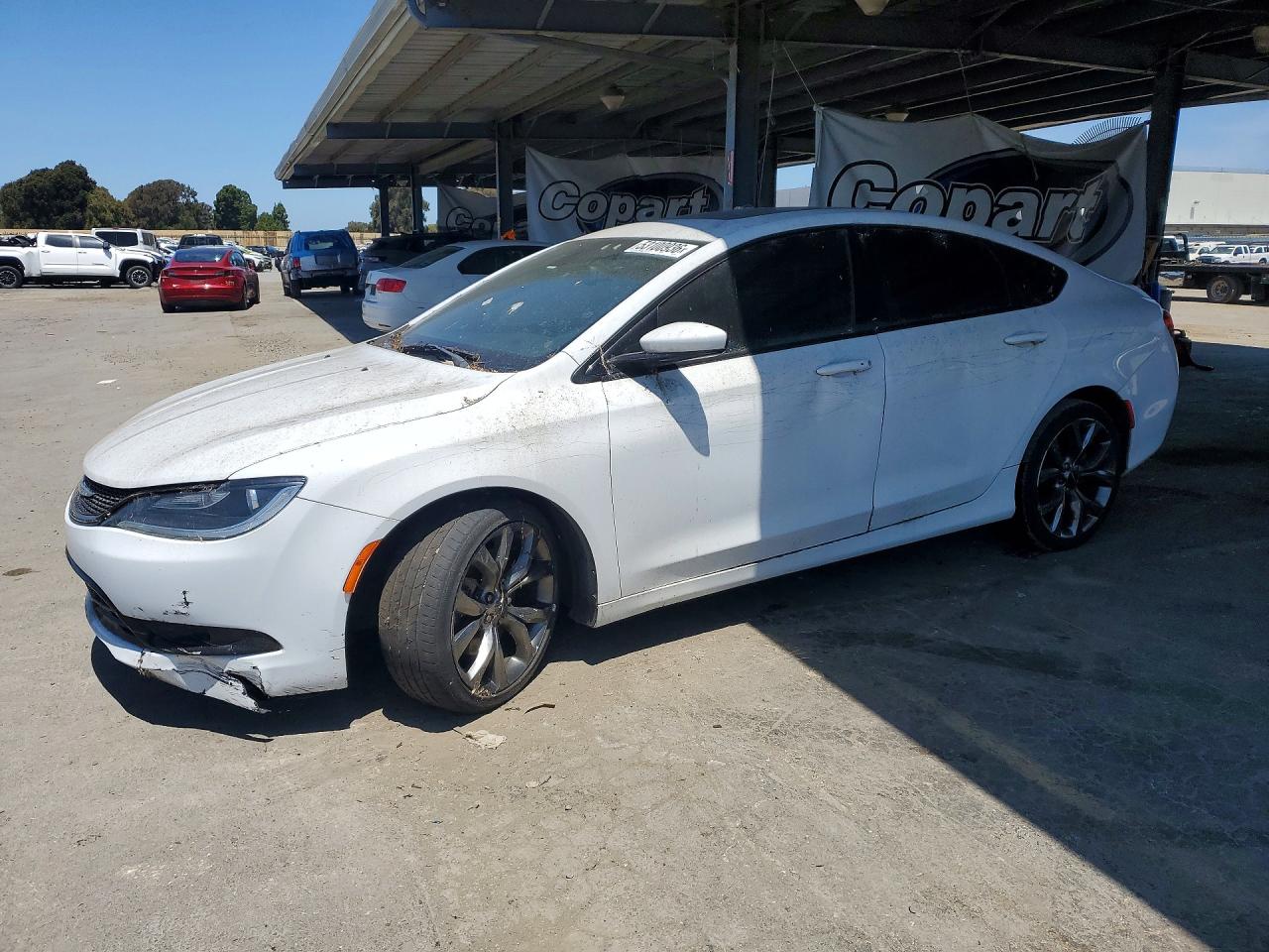 2015 Chrysler 200 VIN 1C3CCCBB9FN715282 photo 1