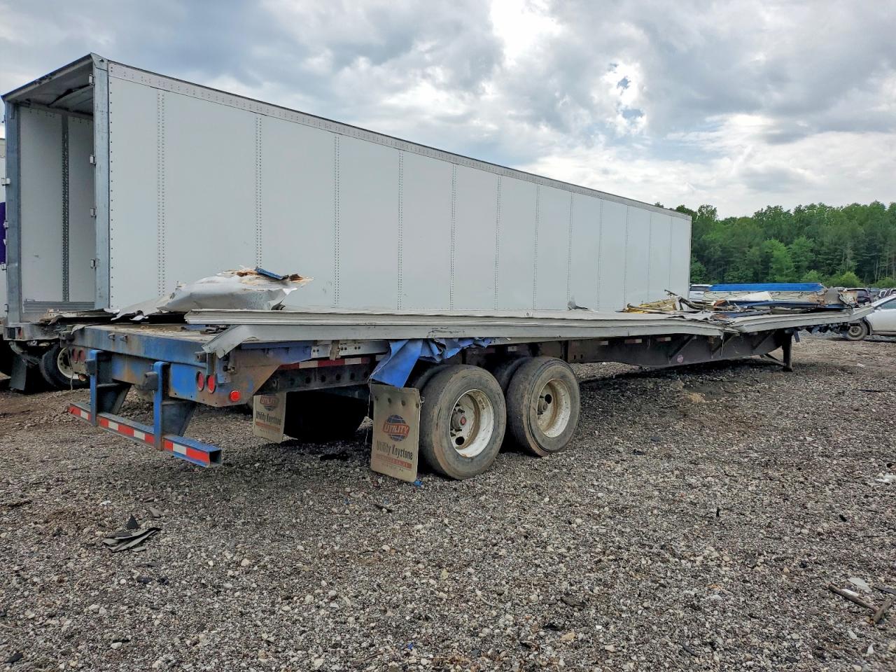 2007 UTILITY Dry freigh VIN 1UYTS25387A921801 photo 4