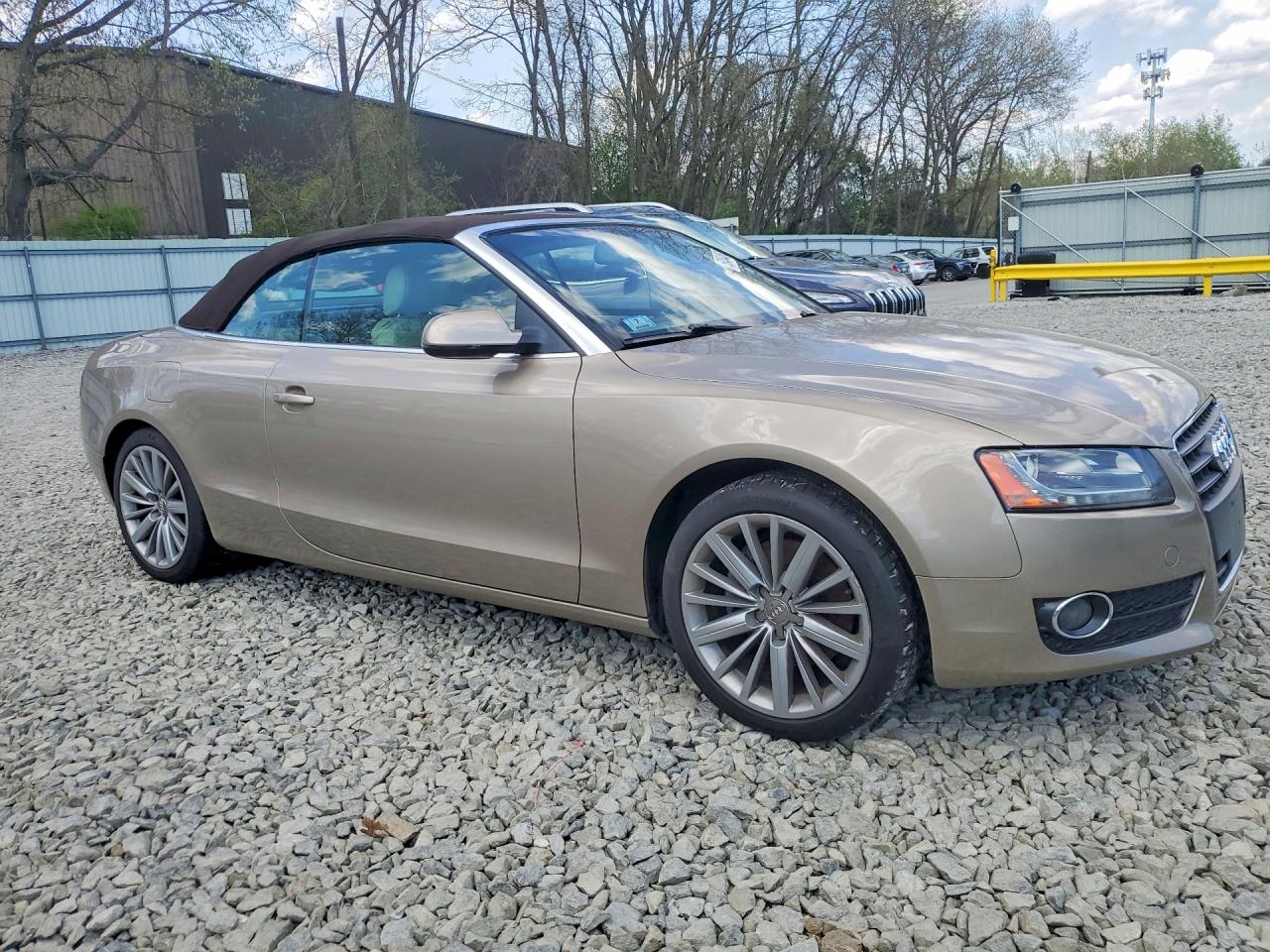 2011 Audi A5 VIN WAULFAFH3BN004464 photo 4