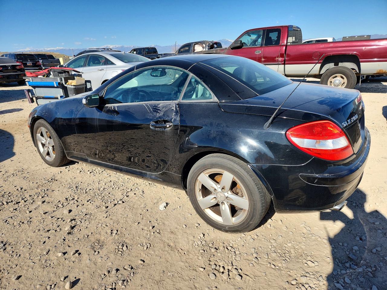 2006 Mercedes-Benz Slk-class VIN WDBWK54F66F087861 photo 2