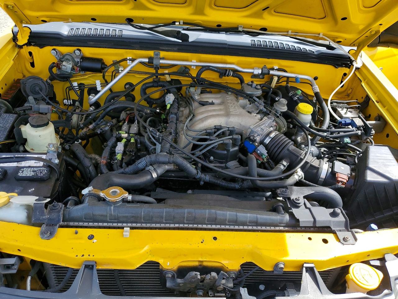 2000 NISSAN Frontier VIN 1N6ED27Y2YC333101 photo 11