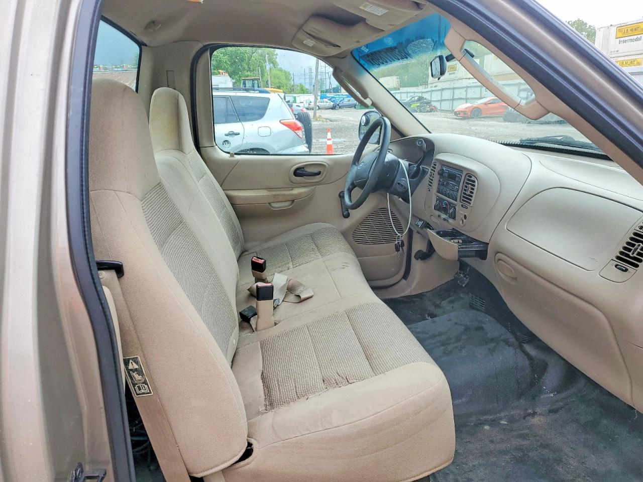 2002 Ford F150 VIN 1FTRF17282NB74407 photo 10