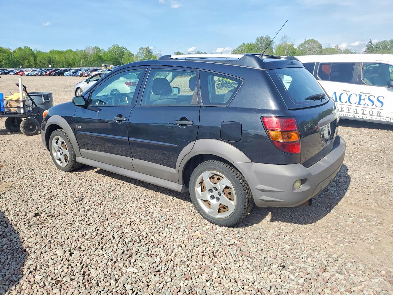 2004 Pontiac Vibe VIN 5Y2SL628X4Z409971 photo 2