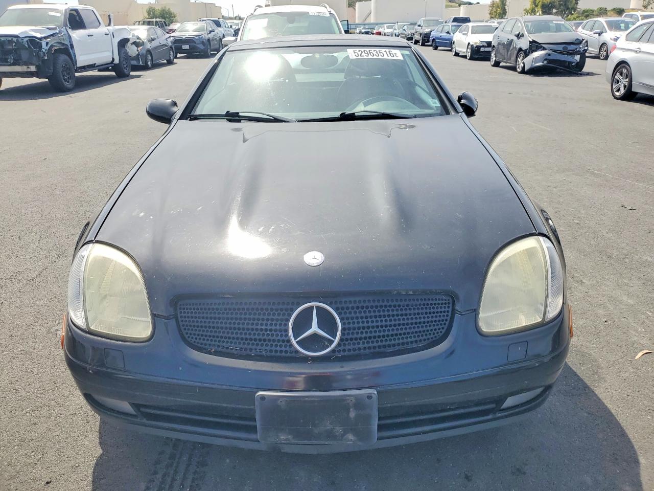 2000 Mercedes-Benz Slk-class VIN WDBKK47F8YF168870 photo 5
