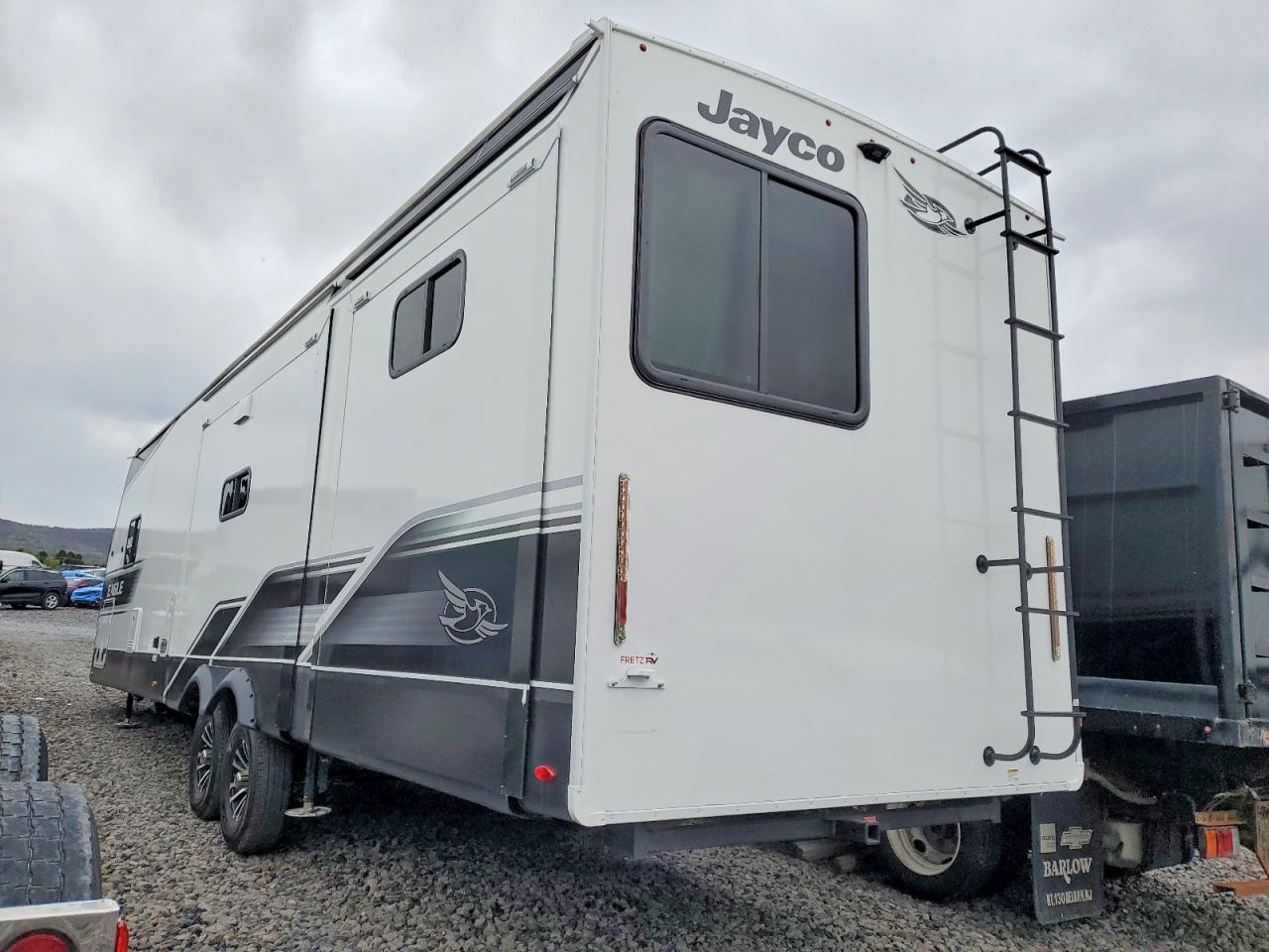 2025 JAYCO Recreation VIN 1UJBA0BU6S1C70078 photo 3