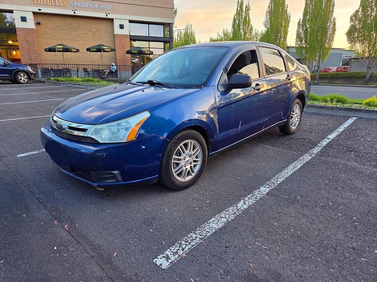 2009 Ford Focus VIN 1FAHP35N29W118507 photo 2