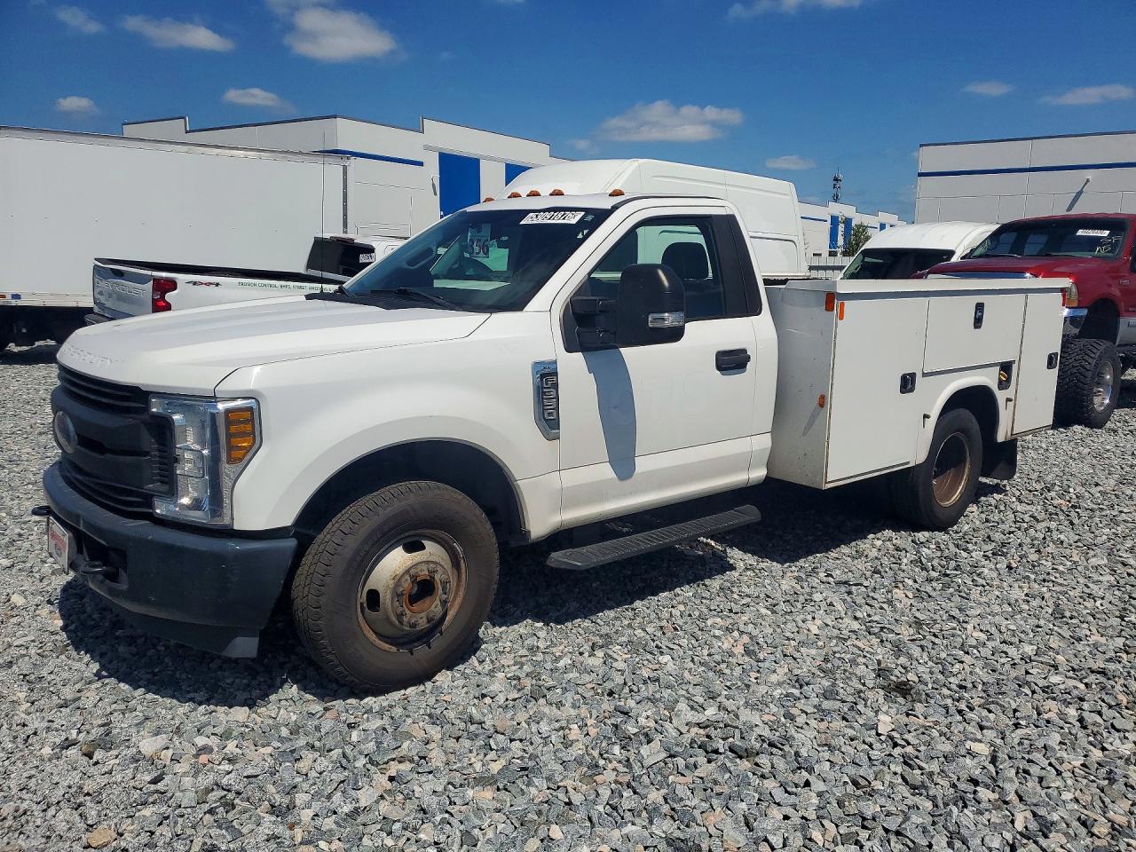 2019 Ford F350 VIN 1FDRF3G61KEG11366 photo 1