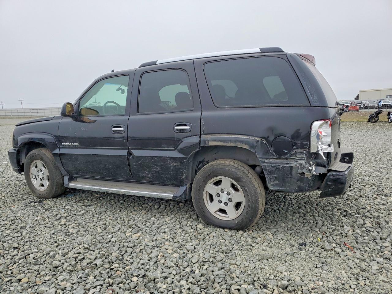 2006 CADI Escalade VIN 1GYEK63N16R122200 photo 2