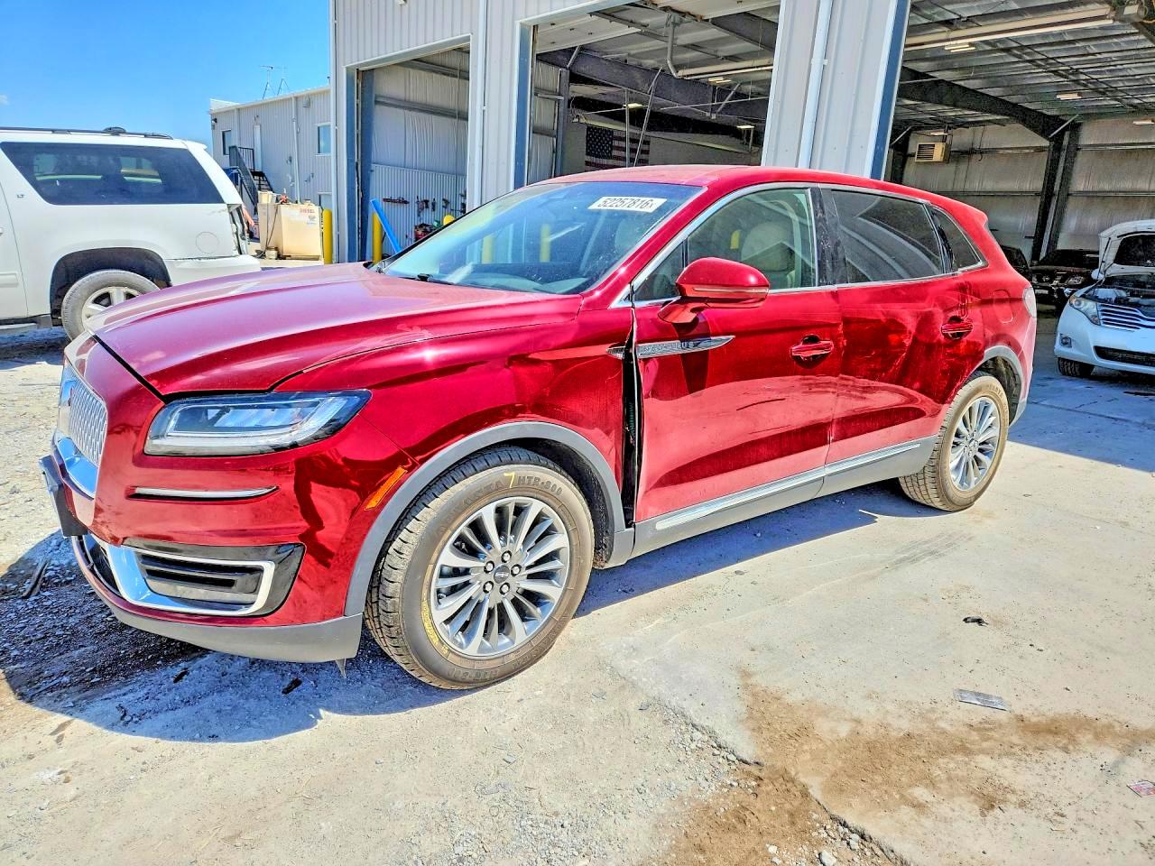 2019 Nautilus VIN 2LMPJ6K96KBL21942 photo 1