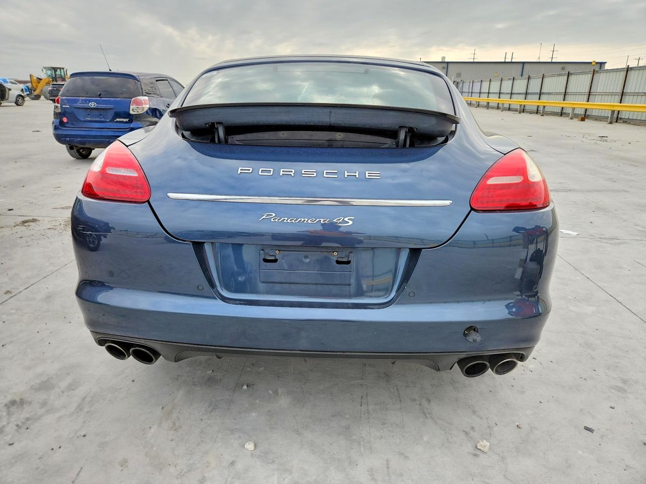 2010 PORSCHE Panamera VIN WP0AB2A72AL063977 photo 6