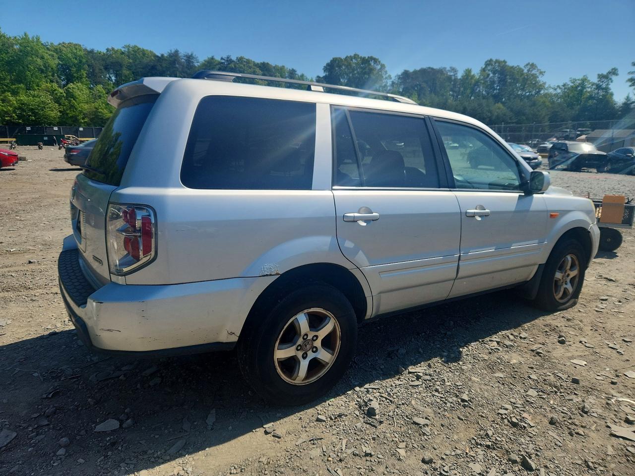 2006 HONDA Pilot VIN 2HKYF18446H516341 photo 3