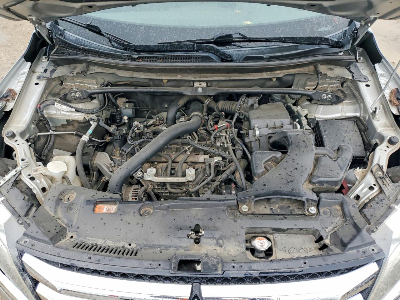 2018 Mitsubishi ECLIPSE VIN JA4AT5AA2JZ037476 photo 11