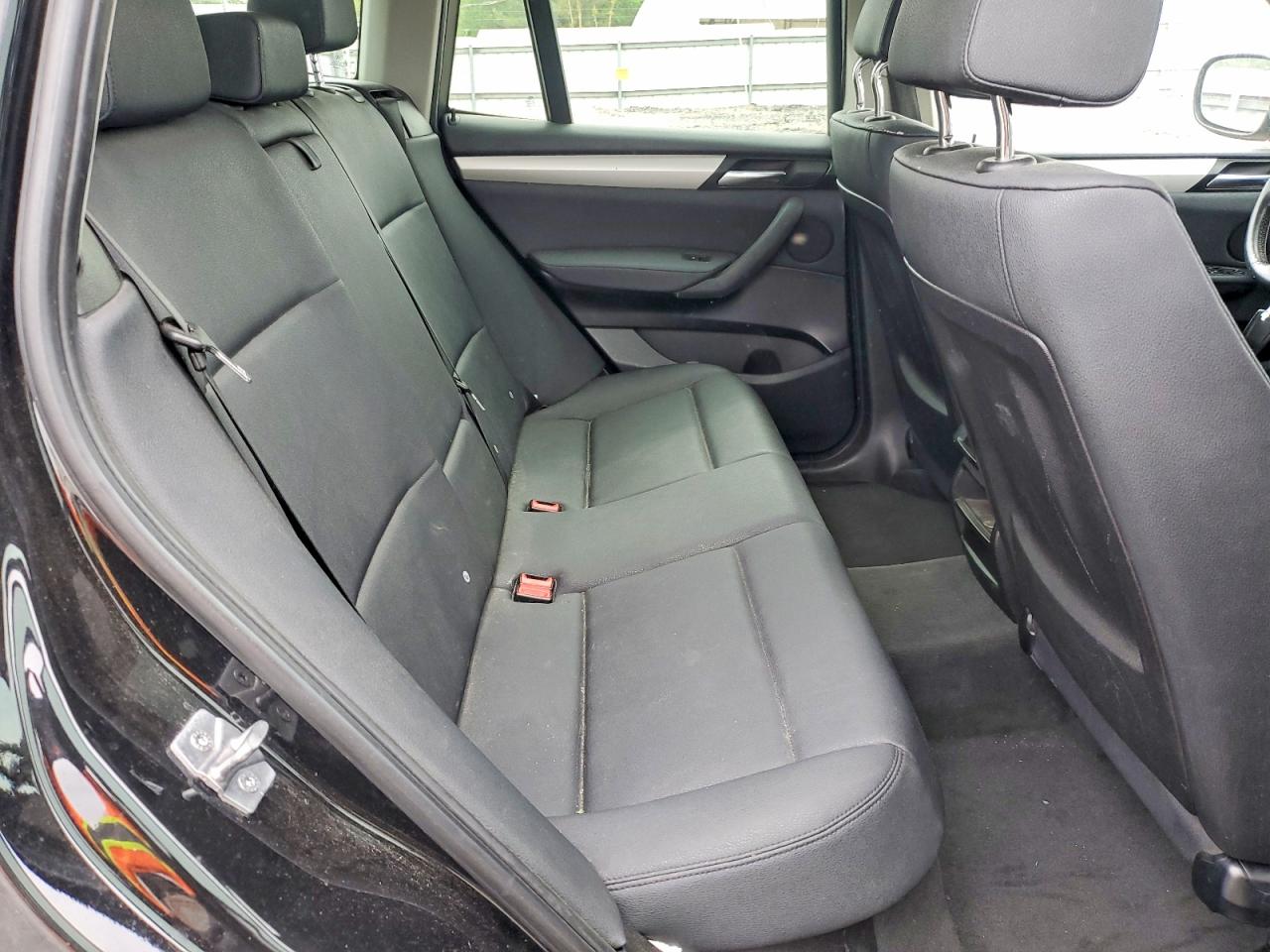 2011 BMW X3 VIN 5UXWX5C59BL707592 photo 11