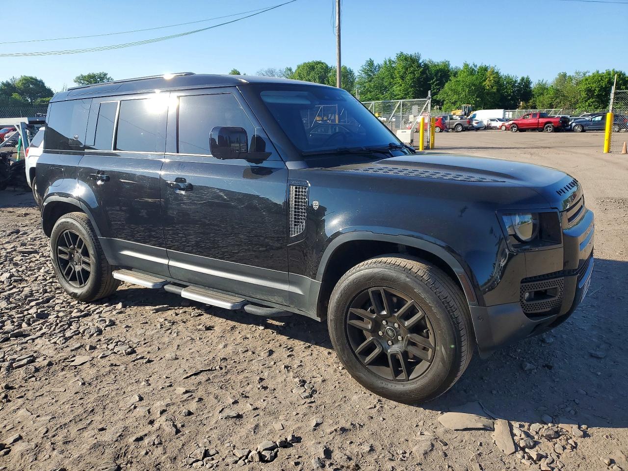 2022 LAND Defender VIN SALEP7RUXN2080699 photo 4