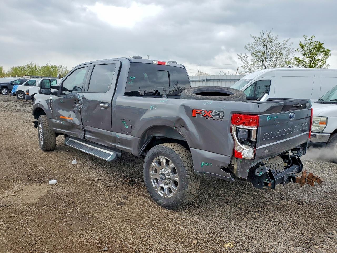 2021 Ford F250 VIN 1FT7W2BT4MED87452 photo 2