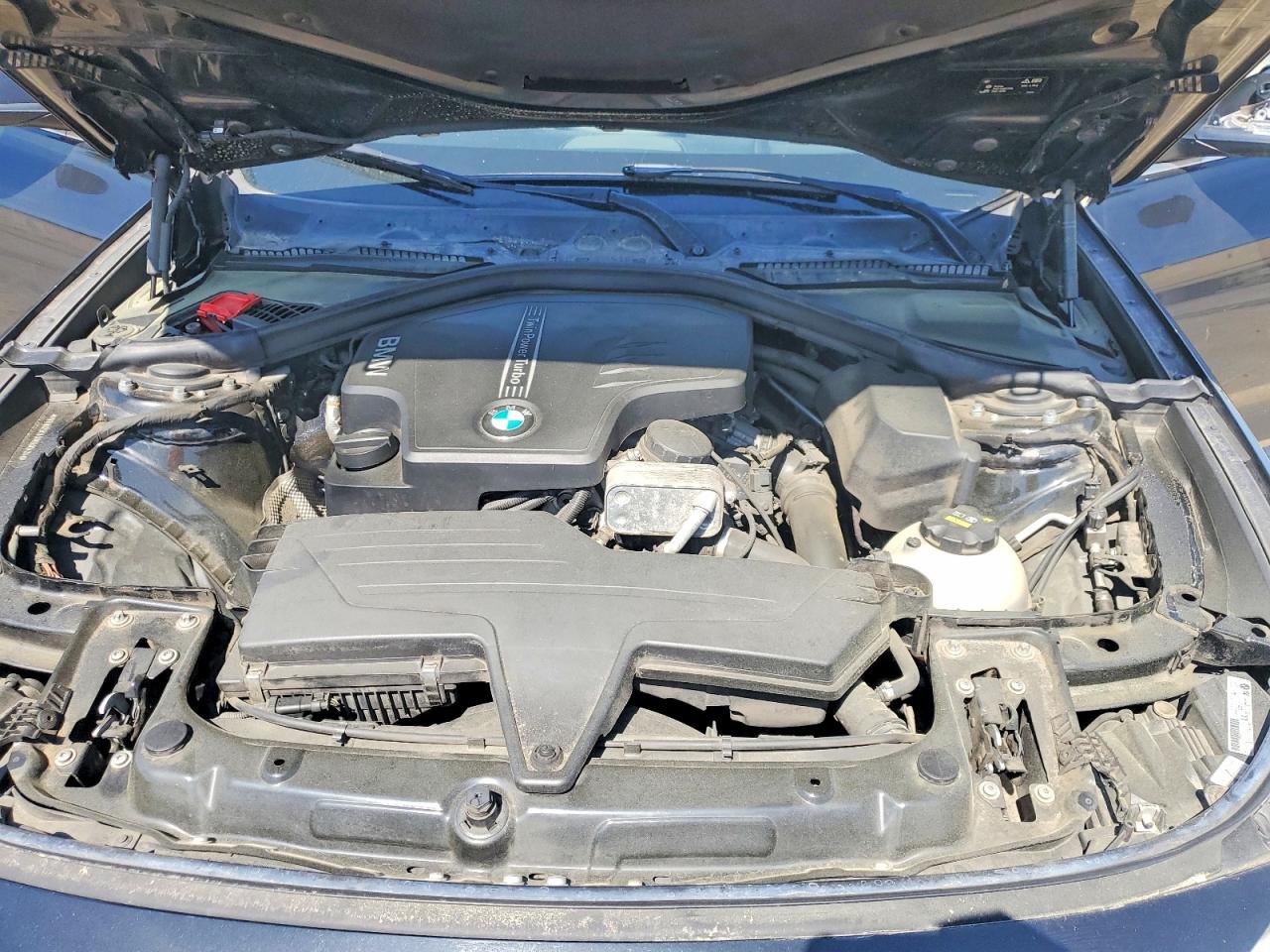 2016 BMW 3 series VIN WBA8Z5C53GG500424 photo 11