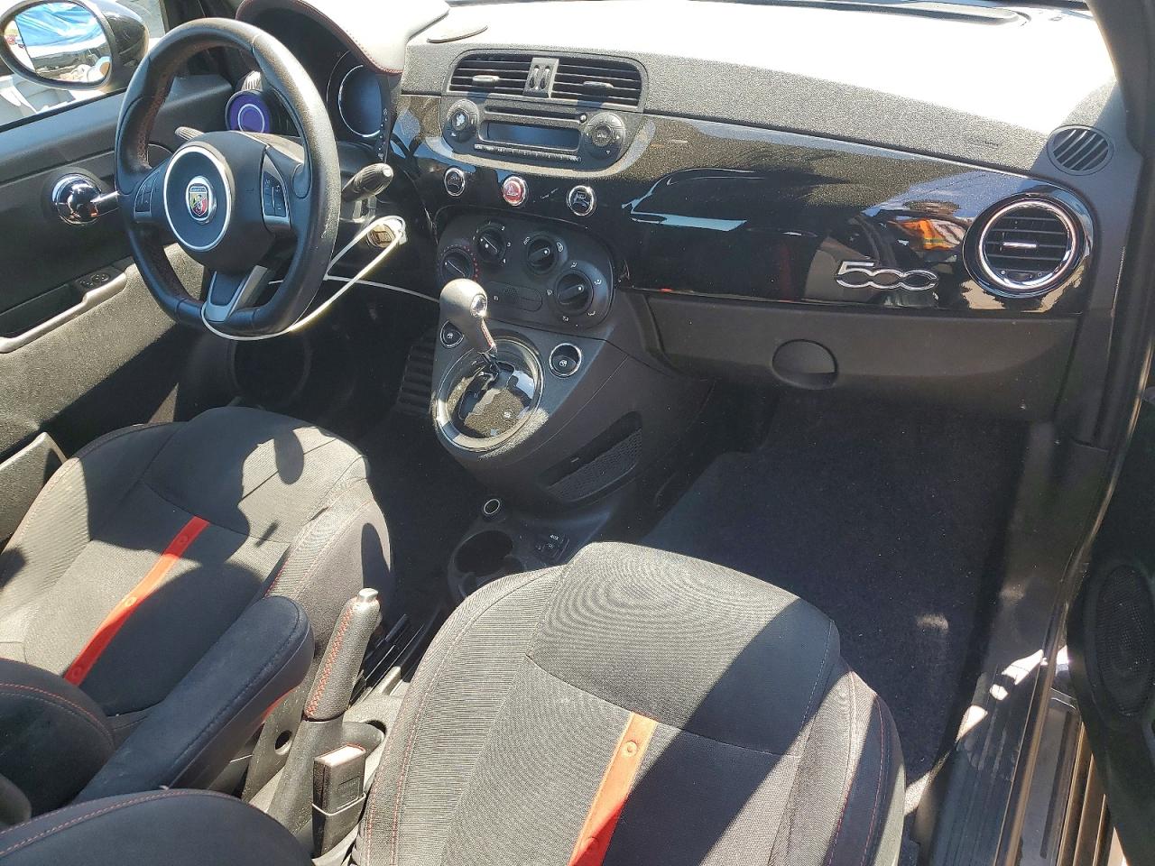 2015 Fiat 500 VIN 3C3CFFFH1FT501183 photo 8
