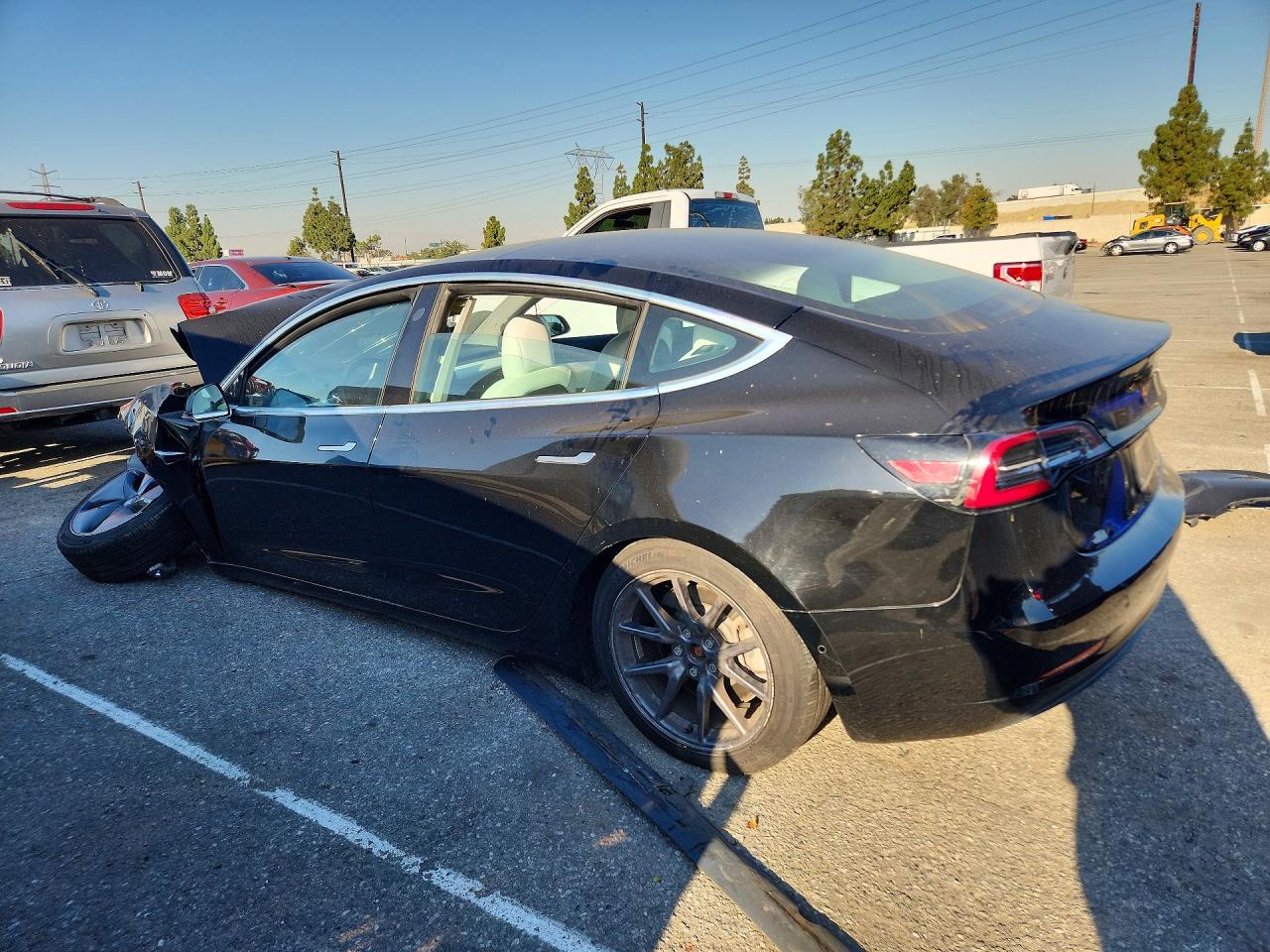 2019 Model 3 VIN 5YJ3E1EB8KF391577 photo 2