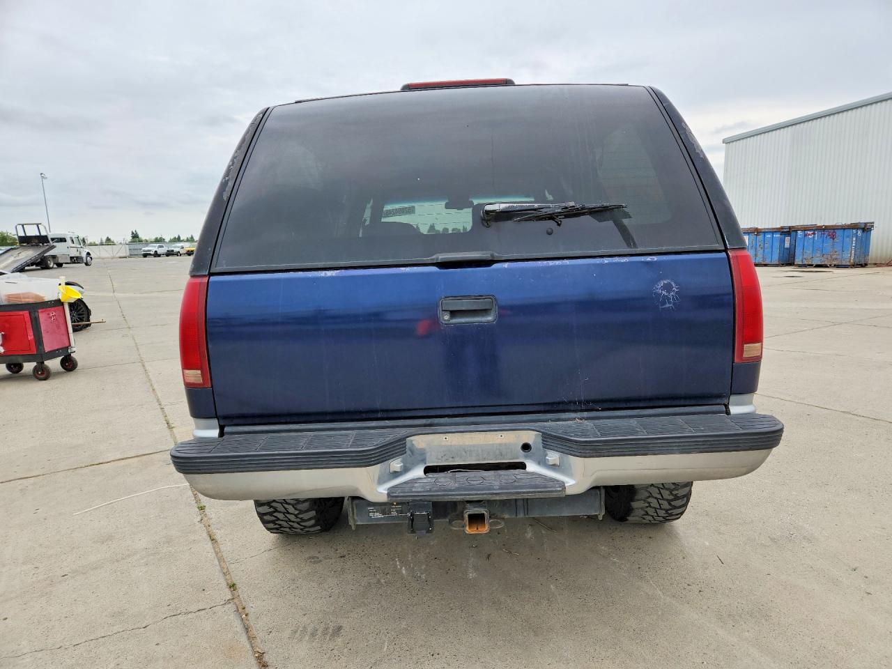 1996 CHEV Suburban VIN 3GNFK16R9TG123741 photo 6