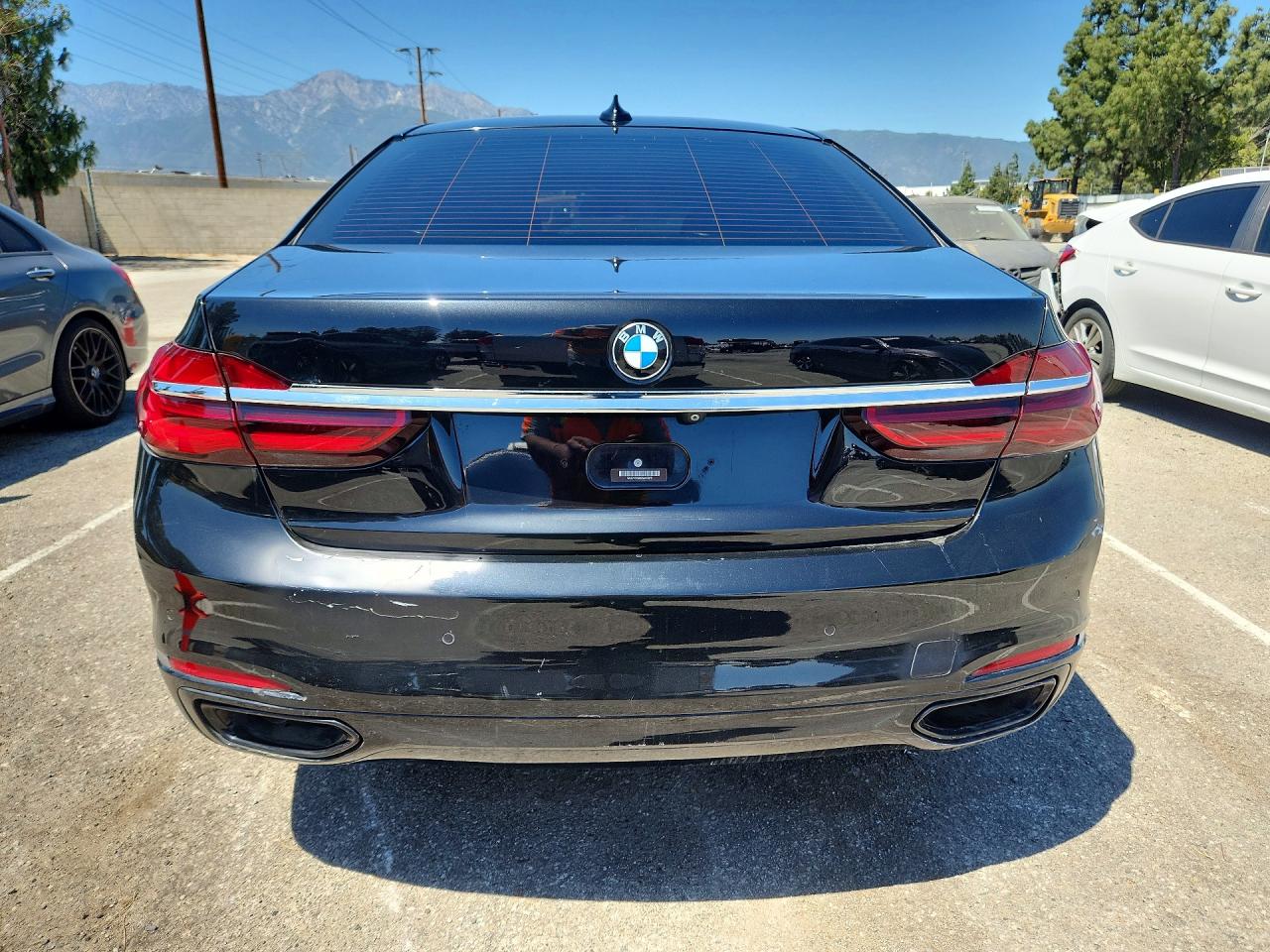 2016 BMW 7 series VIN WBA7F0C59GGM20875 photo 6