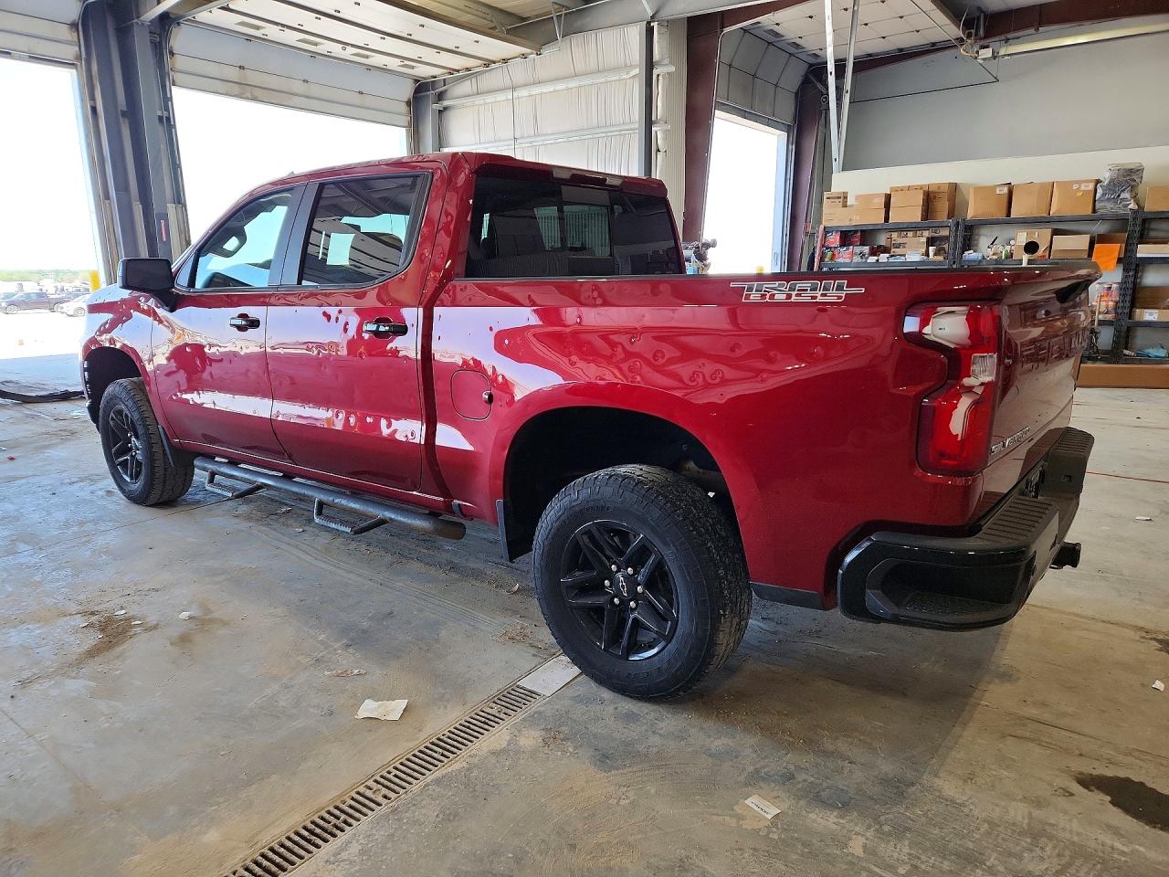 2019 Chevrolet Silverado VIN 3GCPYFED3KG130794 photo 2
