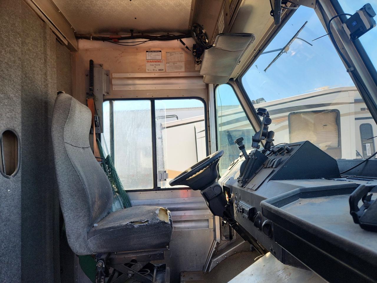 2009 WORKHORSE All models VIN 5B4KPD27X93436958 photo 7