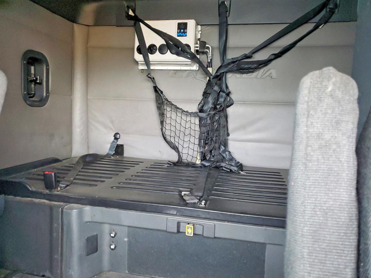 2019 FREIGHTLINER All other VIN 3AKJHHDR2KSKR3791 photo 6