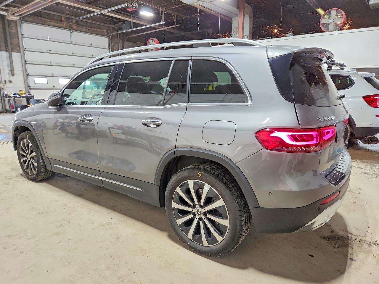 2023 MERCEDES-BENZ Glb-class VIN W1N4M4HB2PW318639 photo 2