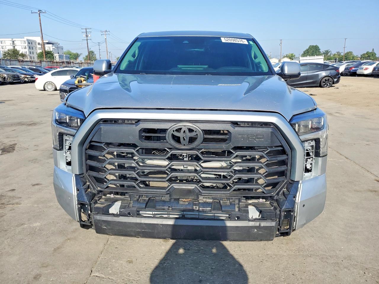 2022 Toyota Tundra VIN 5TFJC5BC3NX001030 photo 5