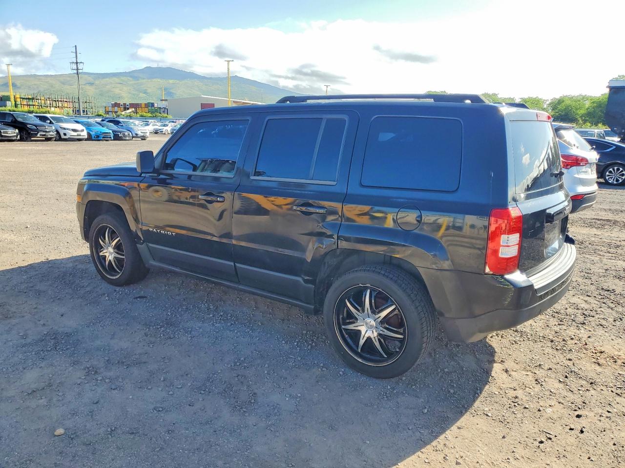 2012 Jeep Patriot VIN 1C4NJPBA5CD559428 photo 2