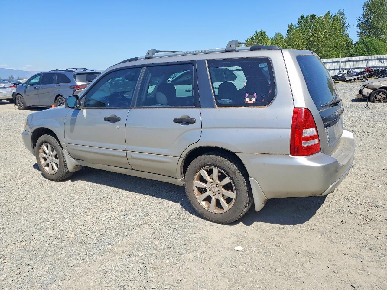 2005 Subaru Forester VIN JF1SG65695H713224 photo 2