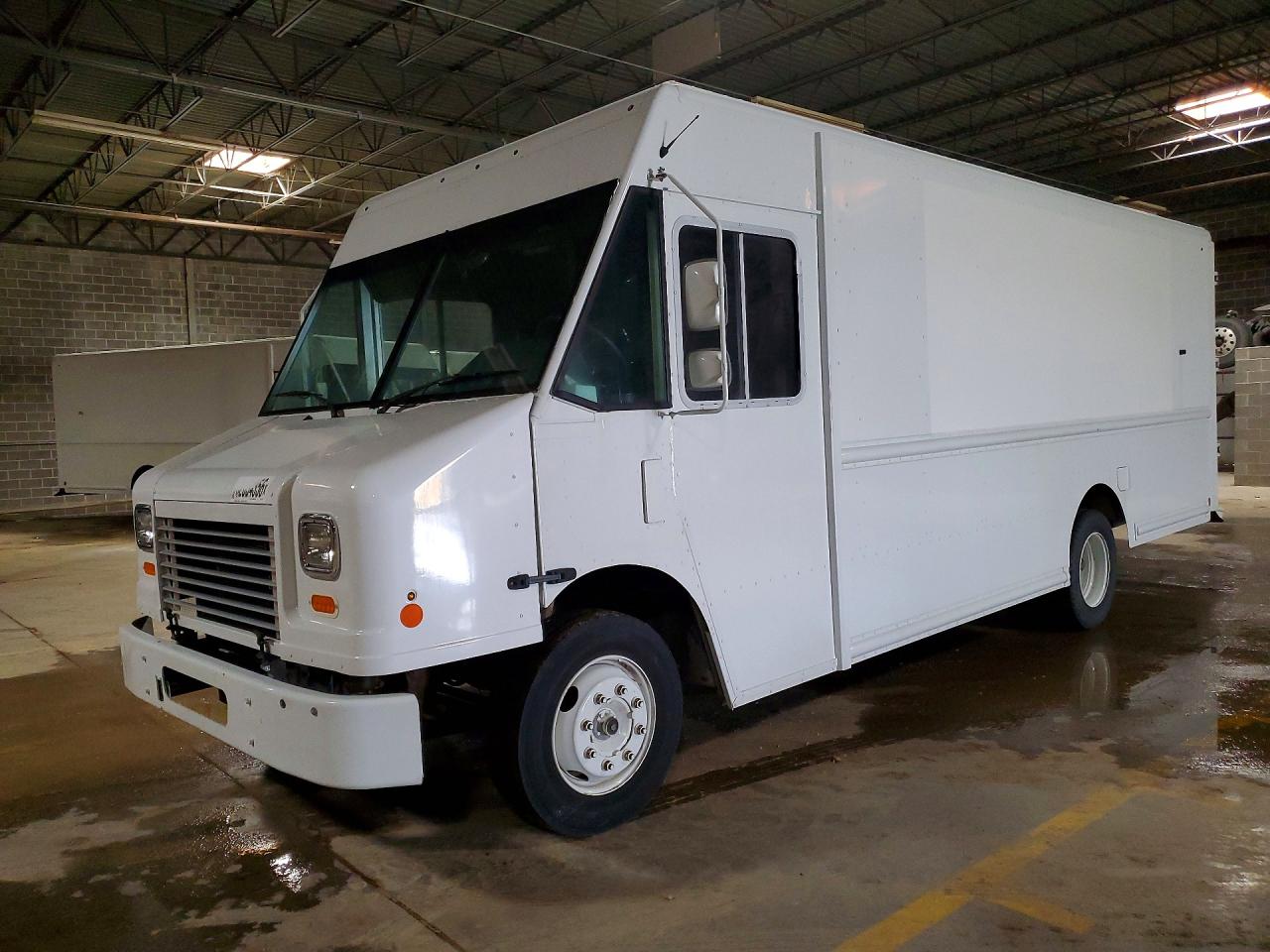 2018 FREIGHTLINER All other VIN 4UZAAPFD8JCJZ6690 photo 1