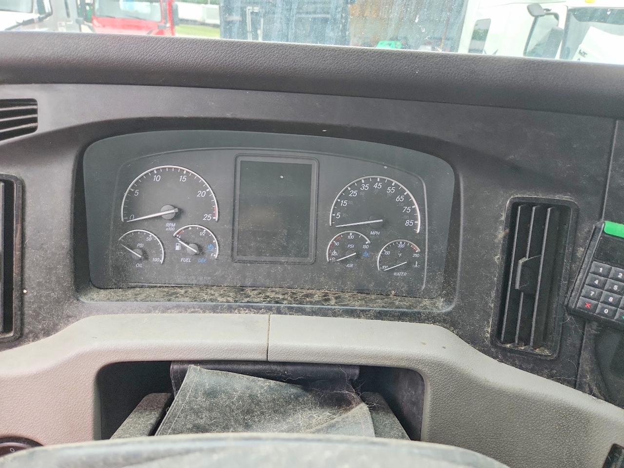 2020 FREIGHTLINER All other VIN 1FUJHHDR3LLLV5289 photo 9