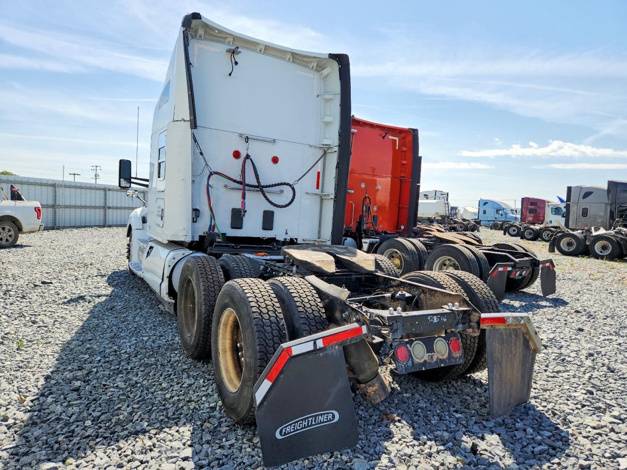 2015 KENWORTH All other VIN 1XKYD49X3FJ428506 photo 3