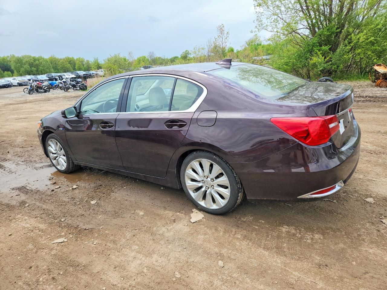 2014 Acura RLX VIN JH4KC2F51EC000205 photo 2