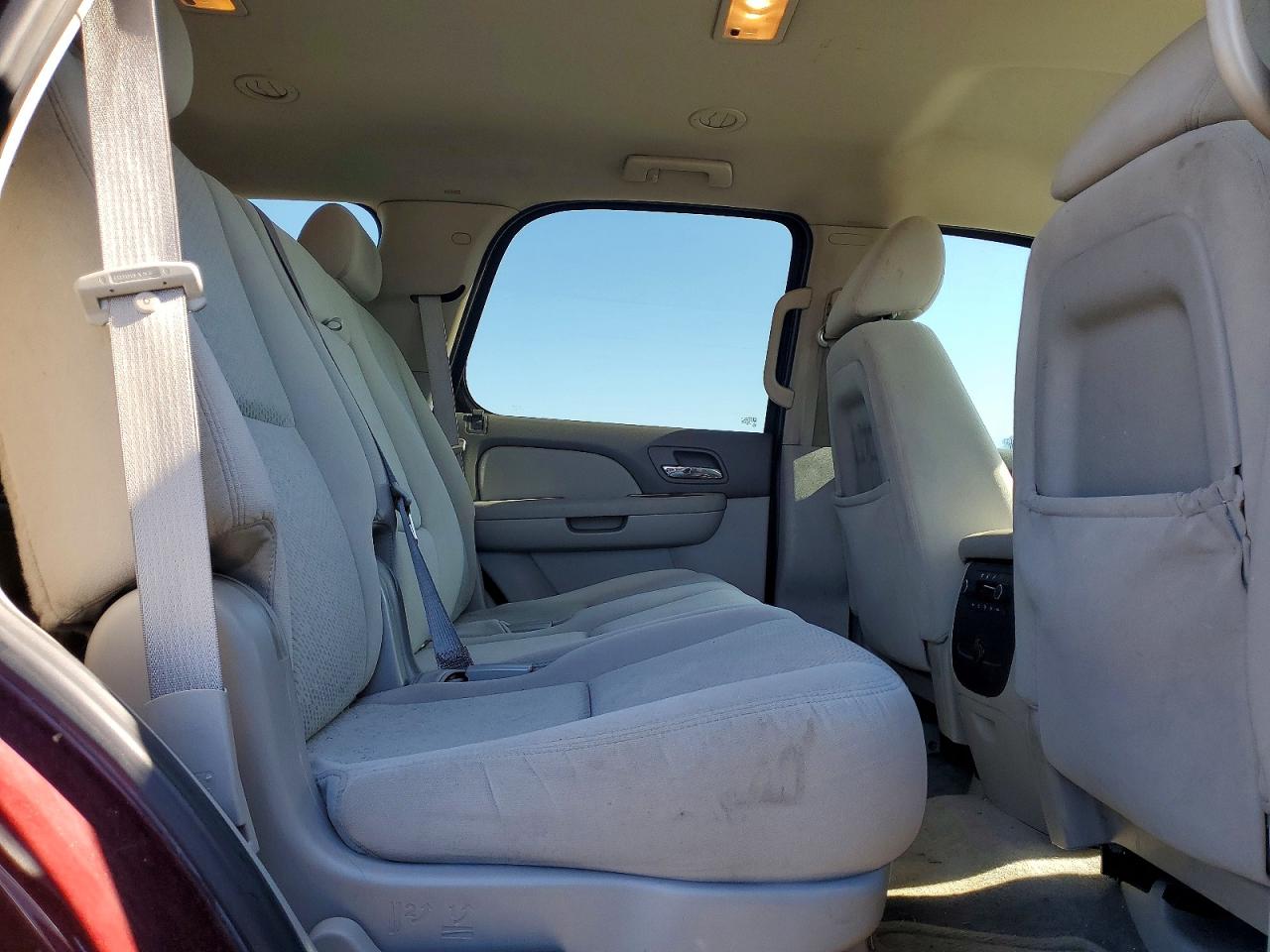 2008 Chevrolet Tahoe VIN 1GNFK130X8R223313 photo 11