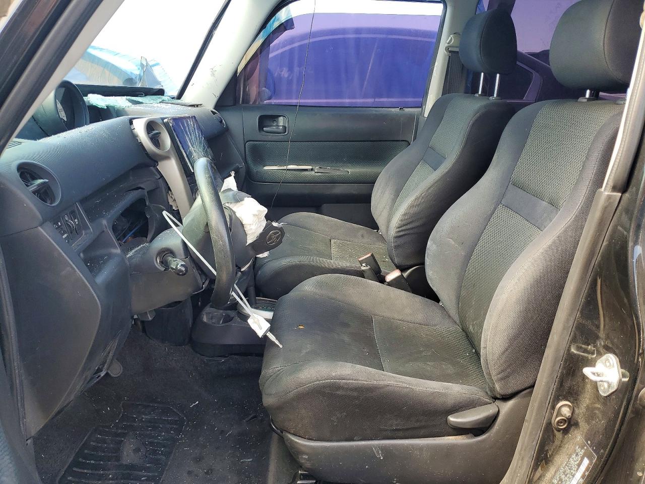 2006 Toyota Scion VIN JTLKT324864095401 photo 7