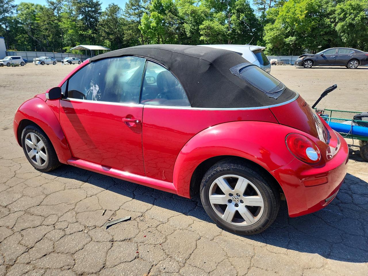2007 Volkswagen Beetle VIN 3VWRF31Y07M420518 photo 2