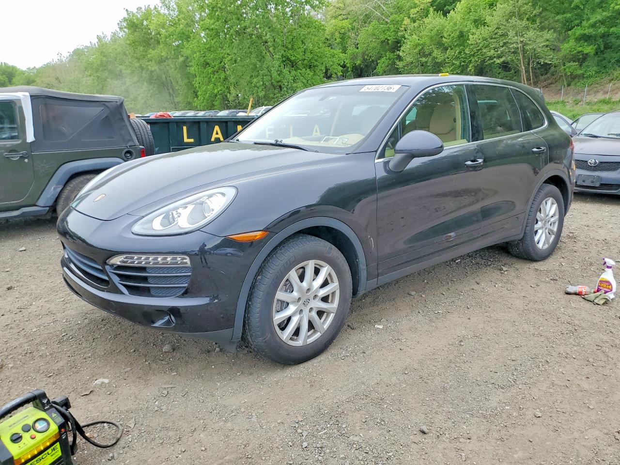 2013 Porsche Cayenne VIN WP1AA2A23DLA01370 photo 1