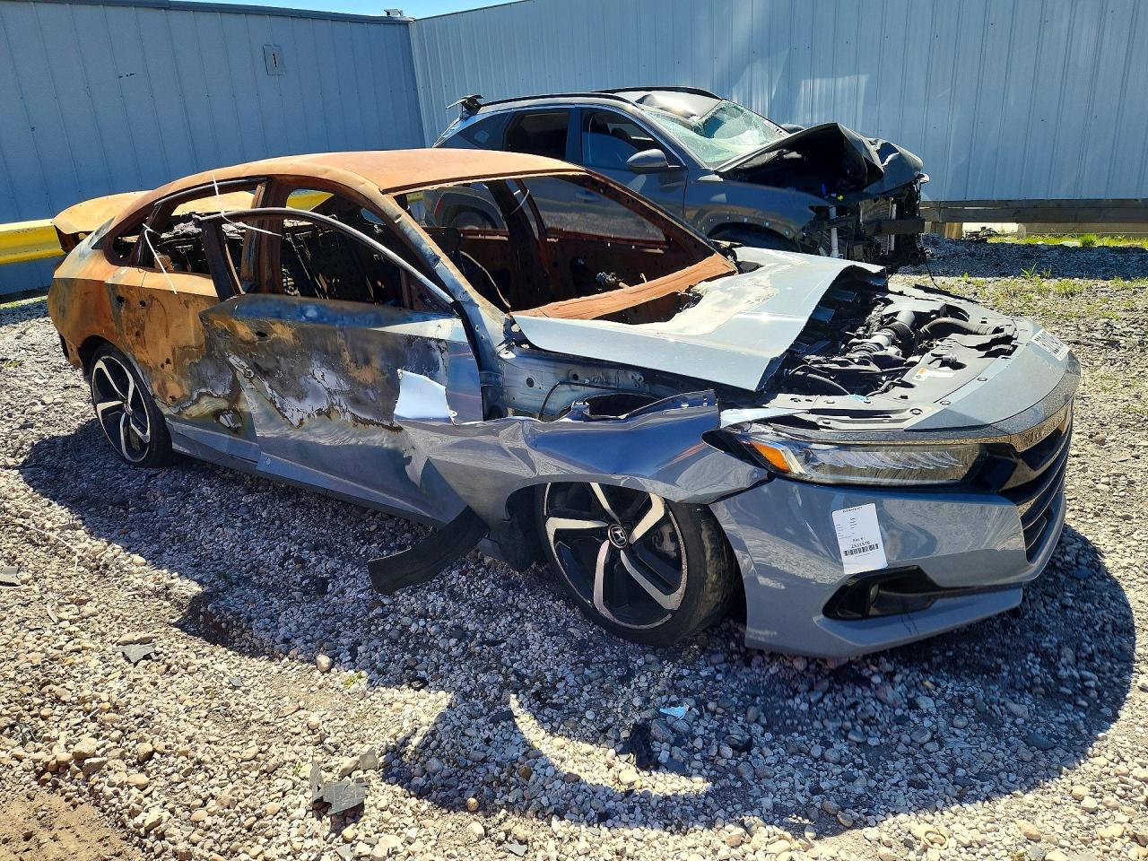 2022 Honda Accord VIN 1HGCV1F38NA030758 photo 4