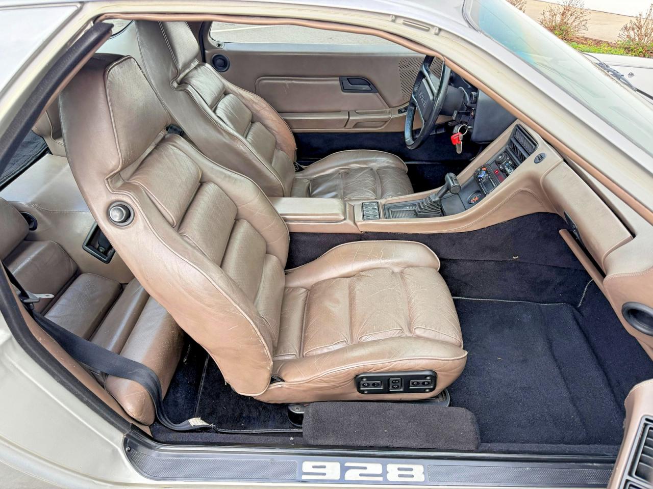 1982 Porsche 928 VIN WP0JA092XCS820309 photo 5