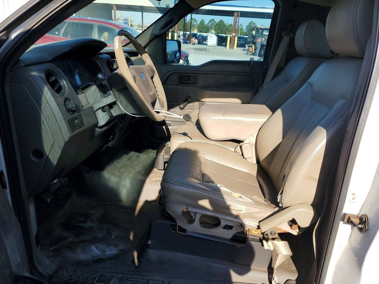 2010 Ford F150 VIN 1FTMF1CW5AKB37351 photo 7