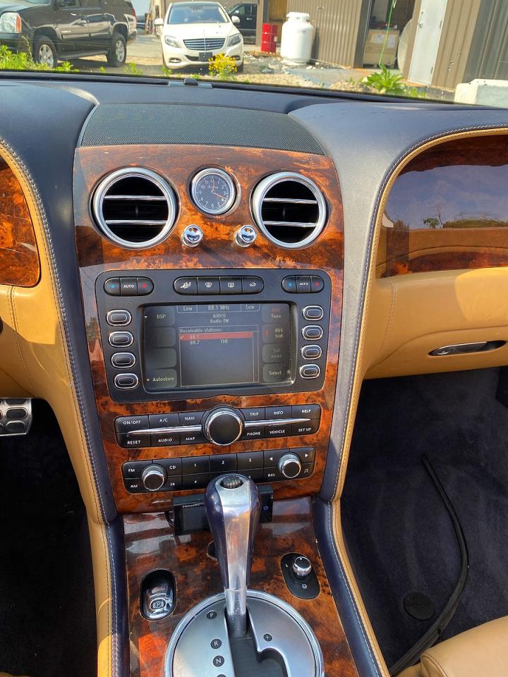 2007 Bentley Continenta VIN SCBDR33W17C043914 photo 9