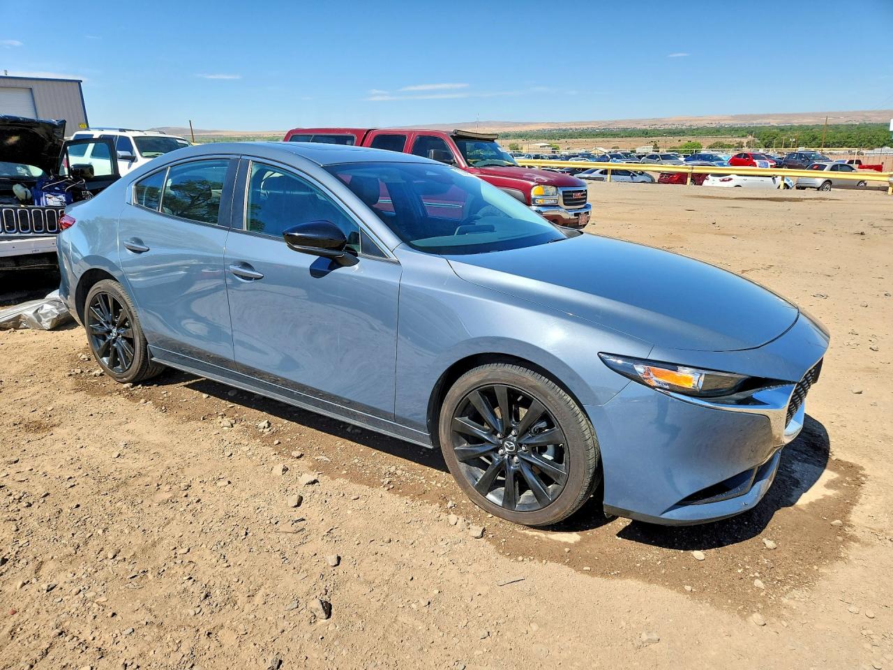 2024 Mazda 3 VIN 3MZBPBCM8RM402483 photo 4