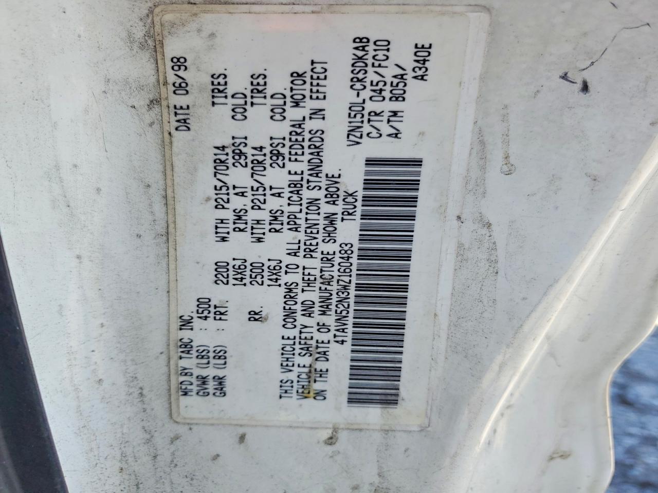 1998 Toyota Tacoma VIN 4TAVN52N3WZ160483 photo 12